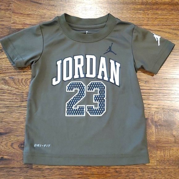 Jordan Other - Kids unisex Jordan Dri-fit army green active shirt size 2T